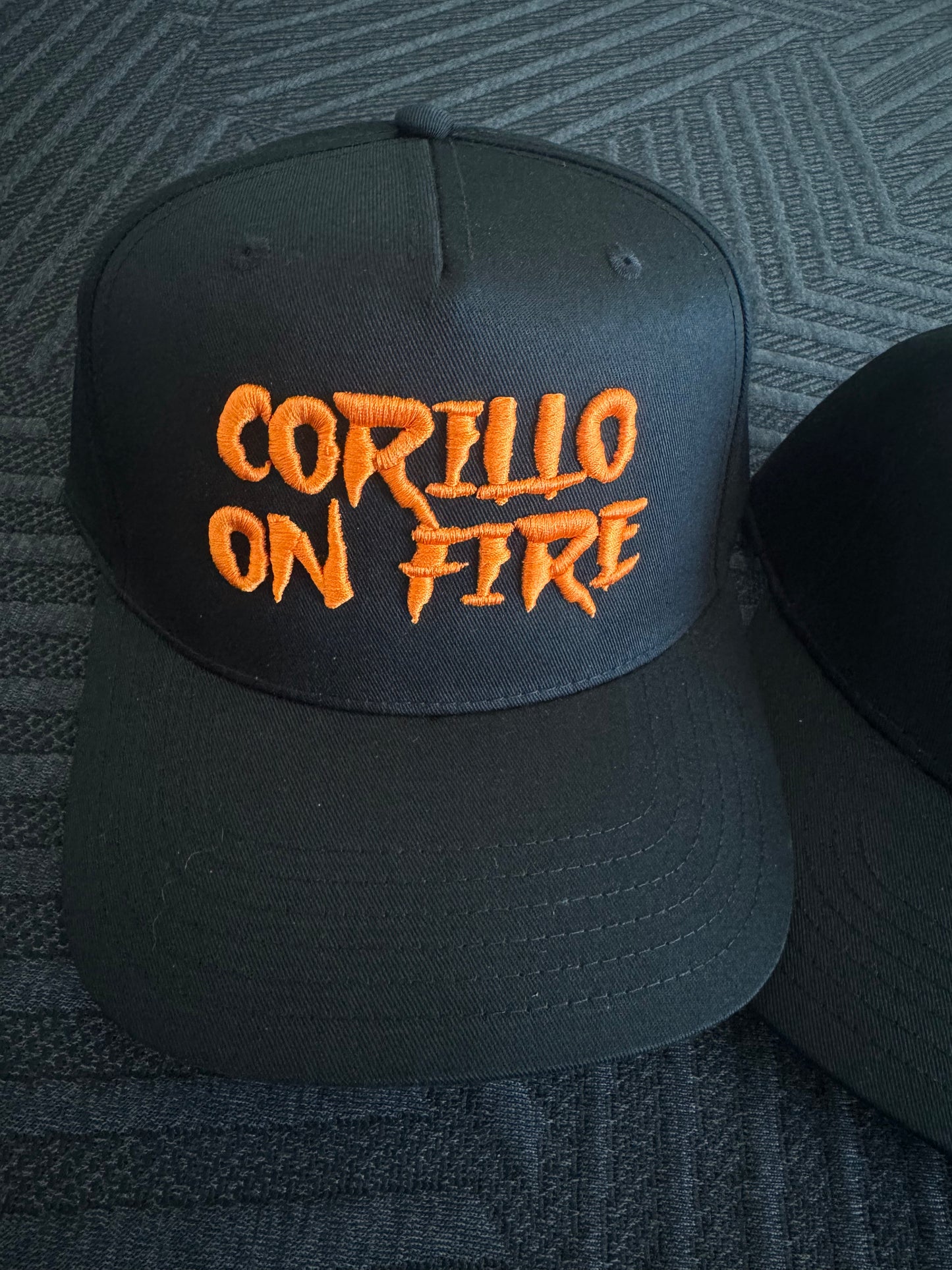 "Corillo on Fire" caps black